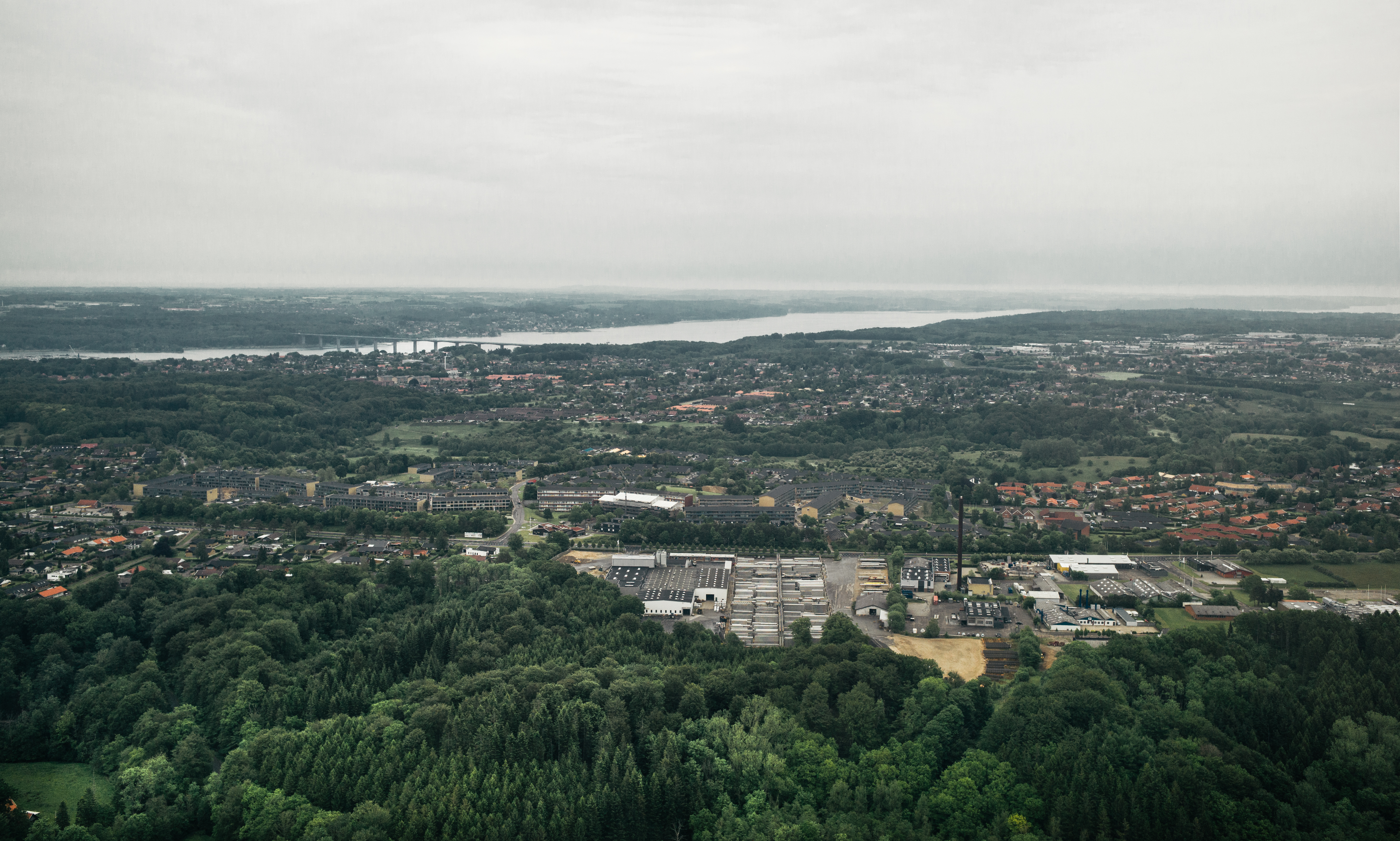 Højen set fra luften