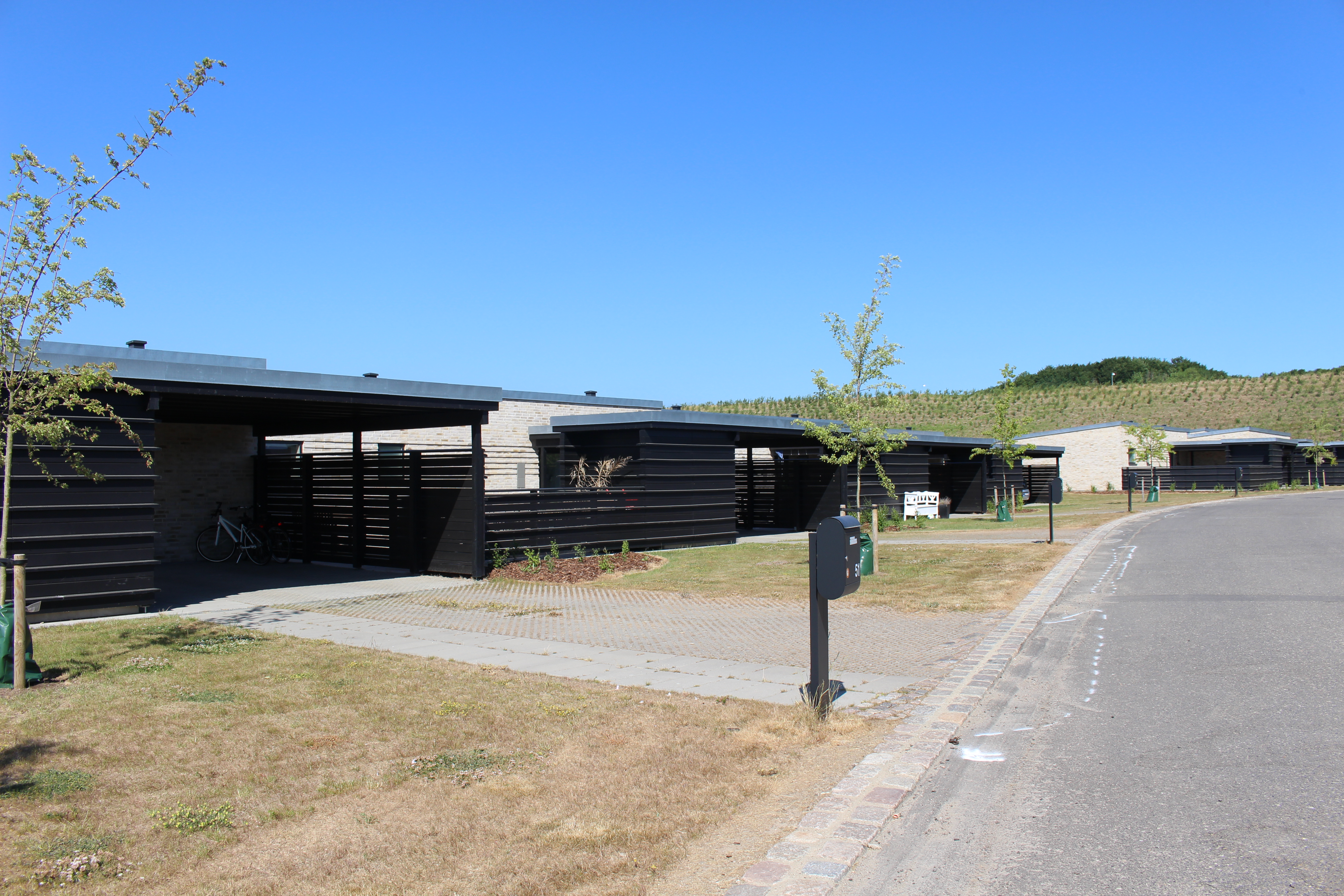 Rækkehuse, Tirsbæk bakker