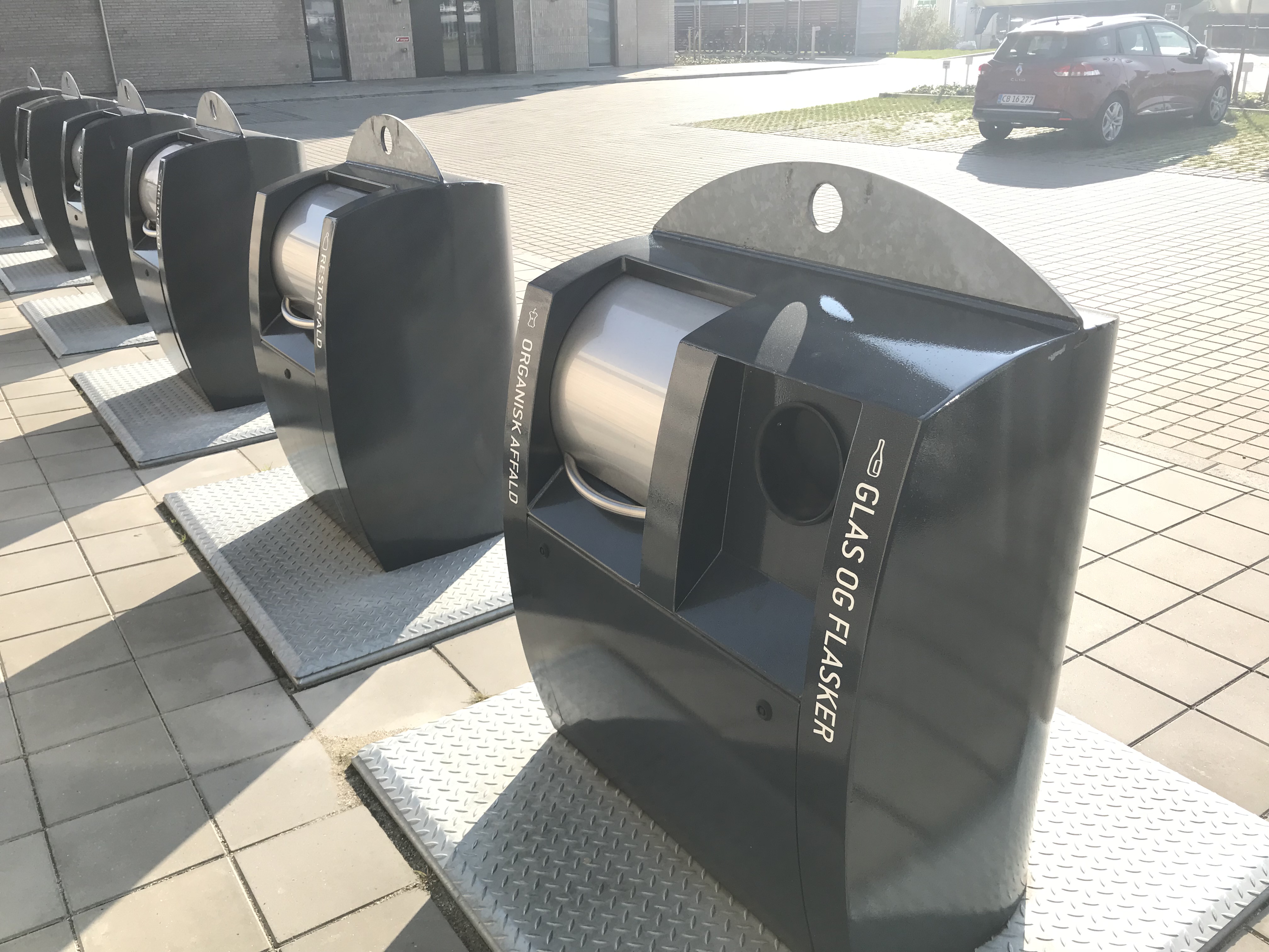 Nedgravede affaldsløsninger ved havnen