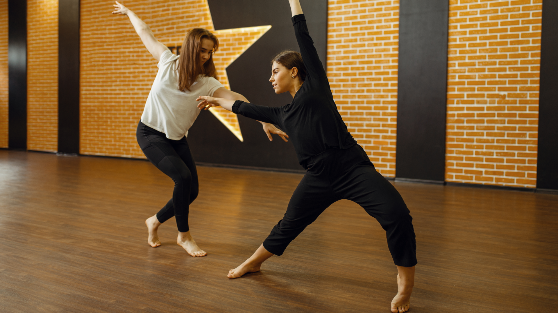 Personer, der danser