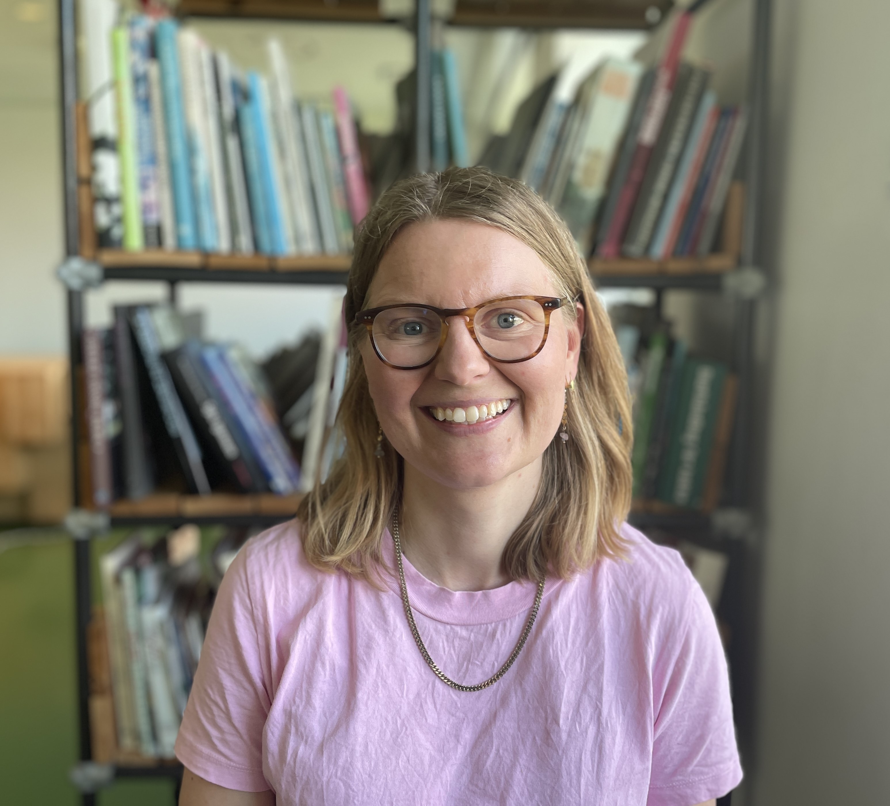 Anne Mette Ravn Nielsen er projektkoordinator i Culinary Institute, hvor hun hjælper virksomhederne med at sætte fokus på mad og klima.